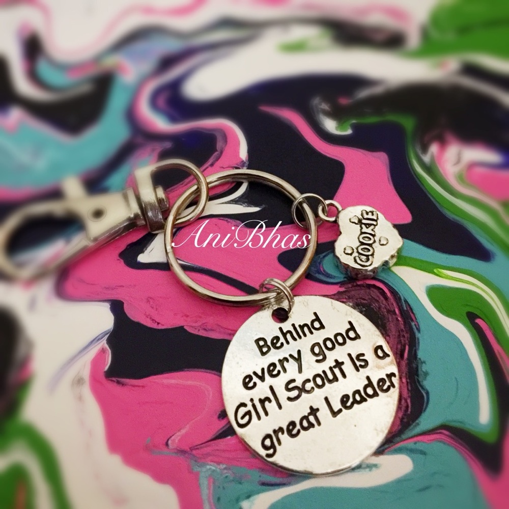 Girl Scout Leader Key Chain - Picture 2 of 2